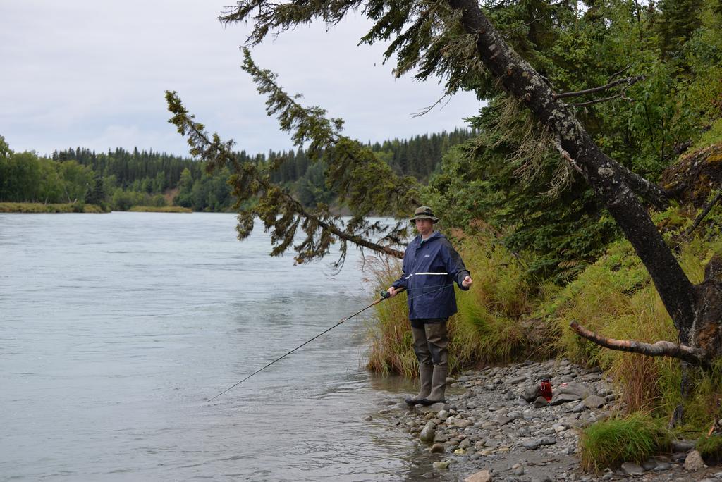 Salmon Catcher Lodge Кенай Екстериор снимка