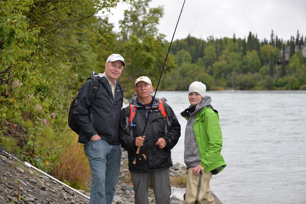 Salmon Catcher Lodge Кенай Екстериор снимка